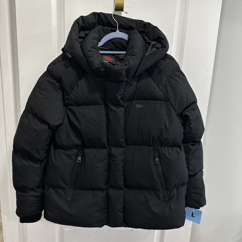 Levi's Women's Hooded Puffer Jacket Black NWT Size Large LW5SP697